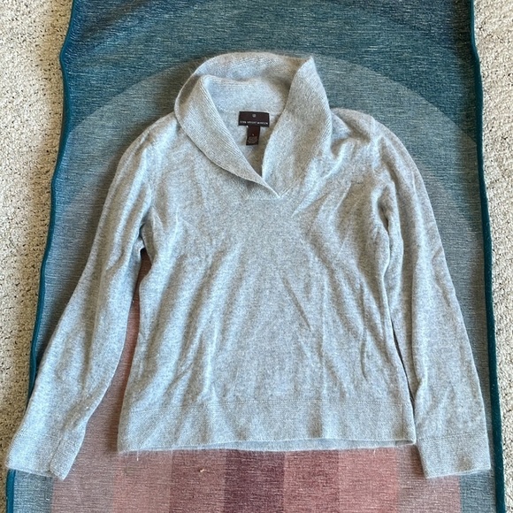 Fenn Wright Manson Angora Rabbit & Lambs Wool Shawl Sweater - Picture 5 of 6